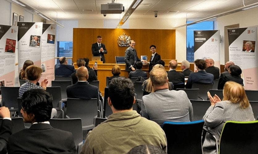 Moment nga ceremonia e cmimeve moot court